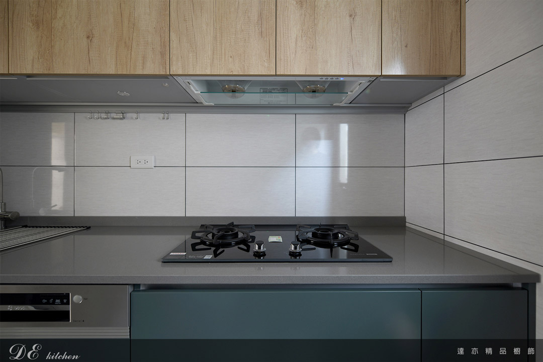 廚房設計｜SAKURA 二口雙炫火玻璃檯面爐「G2922AG」
